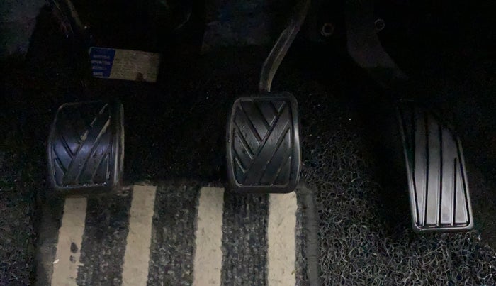 2018 Maruti S Cross ZETA 1.3, Diesel, Manual, 1,00,884 km, Pedals