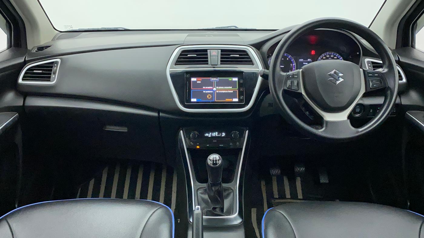 2018 Maruti S Cross ZETA 1.3, Diesel, Manual, 1,00,884 km, Dashboard