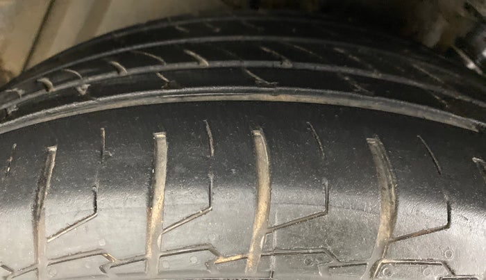 2021 Maruti S Cross ZETA AT 1.5 SHVS, Petrol, Automatic, 22,267 km, Left Front Tyre Tread