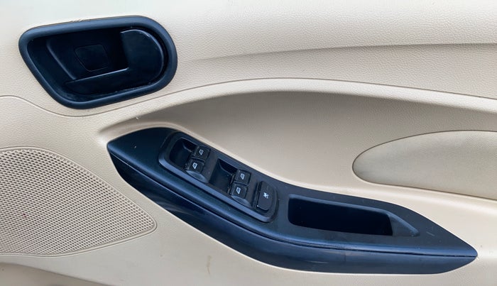 2019 Ford Figo Aspire TITANIUM 1.2 PETROL, Petrol, Manual, 52,267 km, Driver Side Door Panels Control