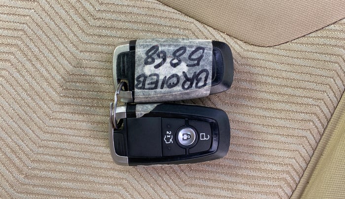 2019 Ford Figo Aspire TITANIUM 1.2 PETROL, Petrol, Manual, 52,267 km, Key Close Up