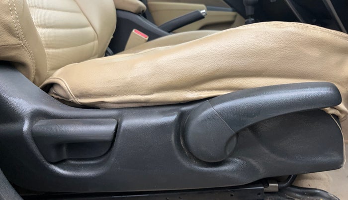 2015 Honda City 1.5L I-VTEC SV, Petrol, Manual, 27,516 km, Driver Side Adjustment Panel