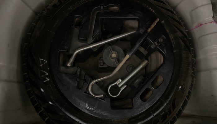 2017 Mahindra Kuv100 K4 PLUS D 6 STR, Diesel, Manual, 53,535 km, Spare Tyre