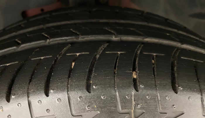 2019 Ford Ecosport 1.5  TITANIUM SPORTS(SUNROOF), Diesel, Manual, 41,273 km, Left Front Tyre Tread