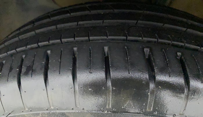 2019 Hyundai Elite i20 SPORTZ PLUS 1.2, Petrol, Manual, 63,193 km, Left Front Tyre Tread
