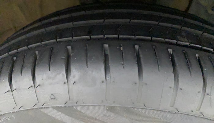 2019 Hyundai Elite i20 SPORTZ PLUS 1.2, Petrol, Manual, 63,193 km, Right Front Tyre Tread