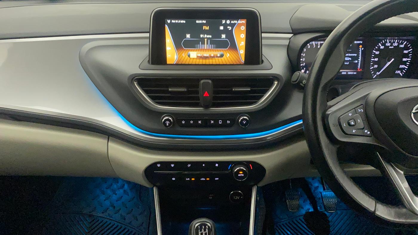 2021 Tata ALTROZ XZ PLUS PETROL, Petrol, Manual, 13,520 km, Air Conditioner