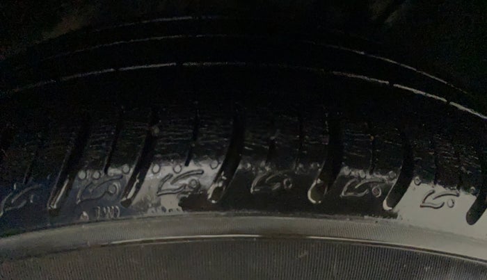 2021 Tata ALTROZ XZ PLUS PETROL, Petrol, Manual, 13,520 km, Left Front Tyre Tread