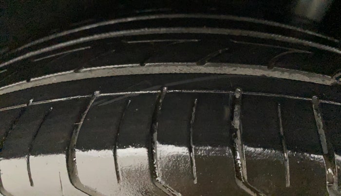 2016 Maruti Baleno ZETA PETROL 1.2, Petrol, Manual, 60,657 km, Left Rear Tyre Tread