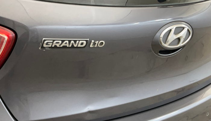 2015 Hyundai Grand i10 ASTA 1.2 KAPPA VTVT, Petrol, Manual, 47,034 km, Dicky (Boot door) - Minor scratches