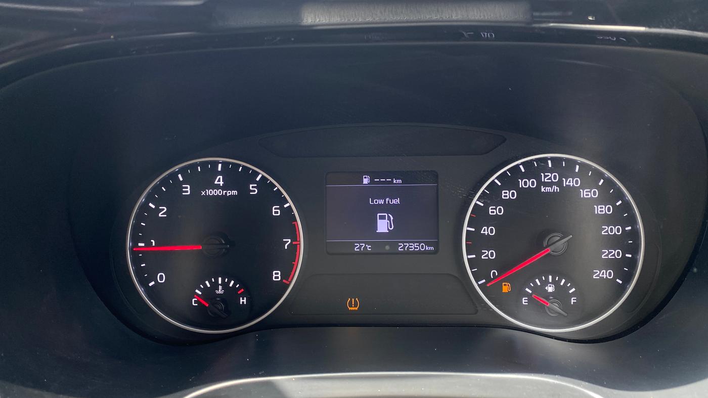2022 KIA SELTOS HTE 1.5 PETROL, Petrol, Manual, 27,709 km, Odometer Image