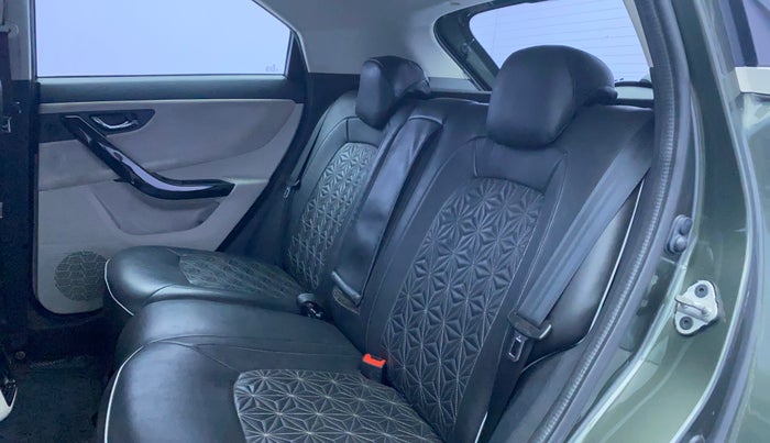 2020 Tata NEXON XZA PLUS SUNROOF DIESEL, Diesel, Automatic, 51,983 km, Right Side Rear Door Cabin
