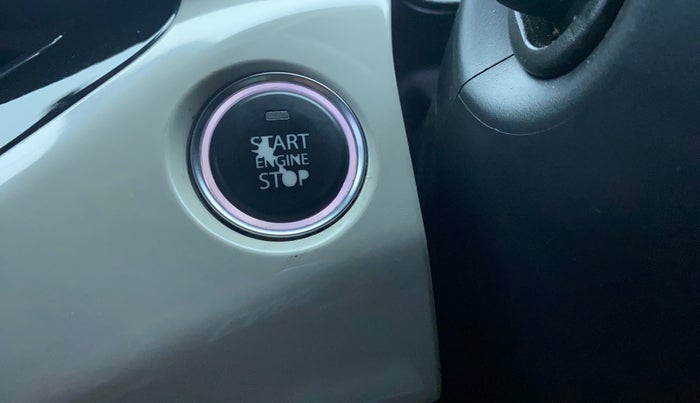2020 Tata NEXON XZA PLUS SUNROOF DIESEL, Diesel, Automatic, 51,983 km, Keyless Start/ Stop Button