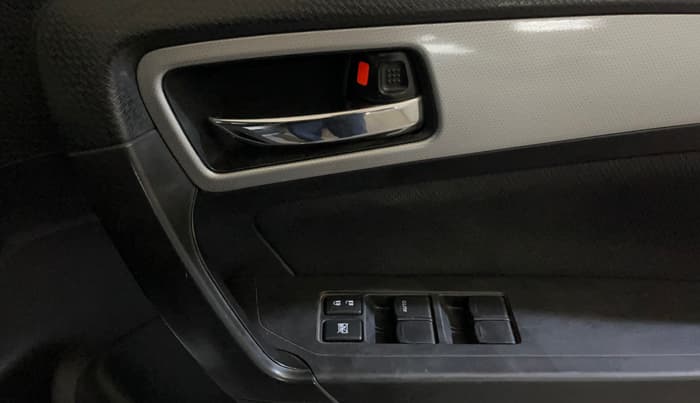 2020 Maruti Vitara Brezza ZXI AT SHVS, Petrol, Automatic, 44,683 km, Driver Side Door Panels Control
