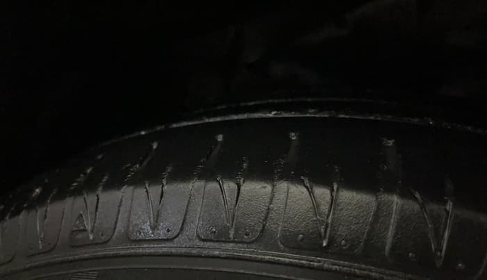 2020 Maruti Vitara Brezza ZXI AT SHVS, Petrol, Automatic, 44,683 km, Left Front Tyre Tread