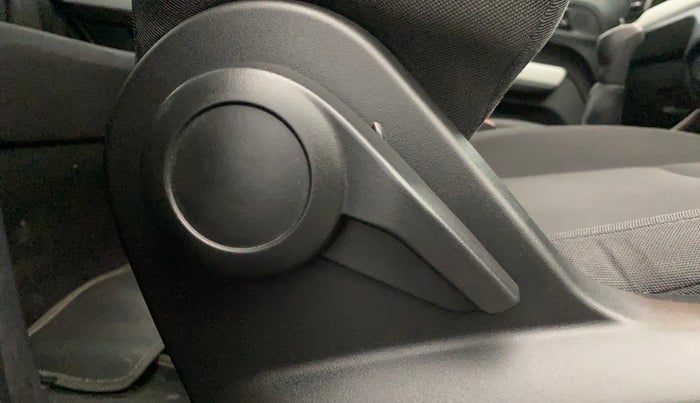 2022 Tata PUNCH PURE MT, Petrol, Manual, 53,407 km, Driver Side Adjustment Panel