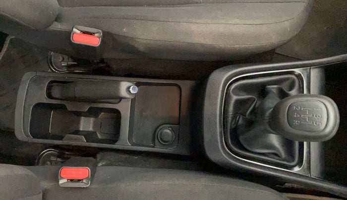 2022 Tata PUNCH PURE MT, Petrol, Manual, 53,407 km, Gear Lever