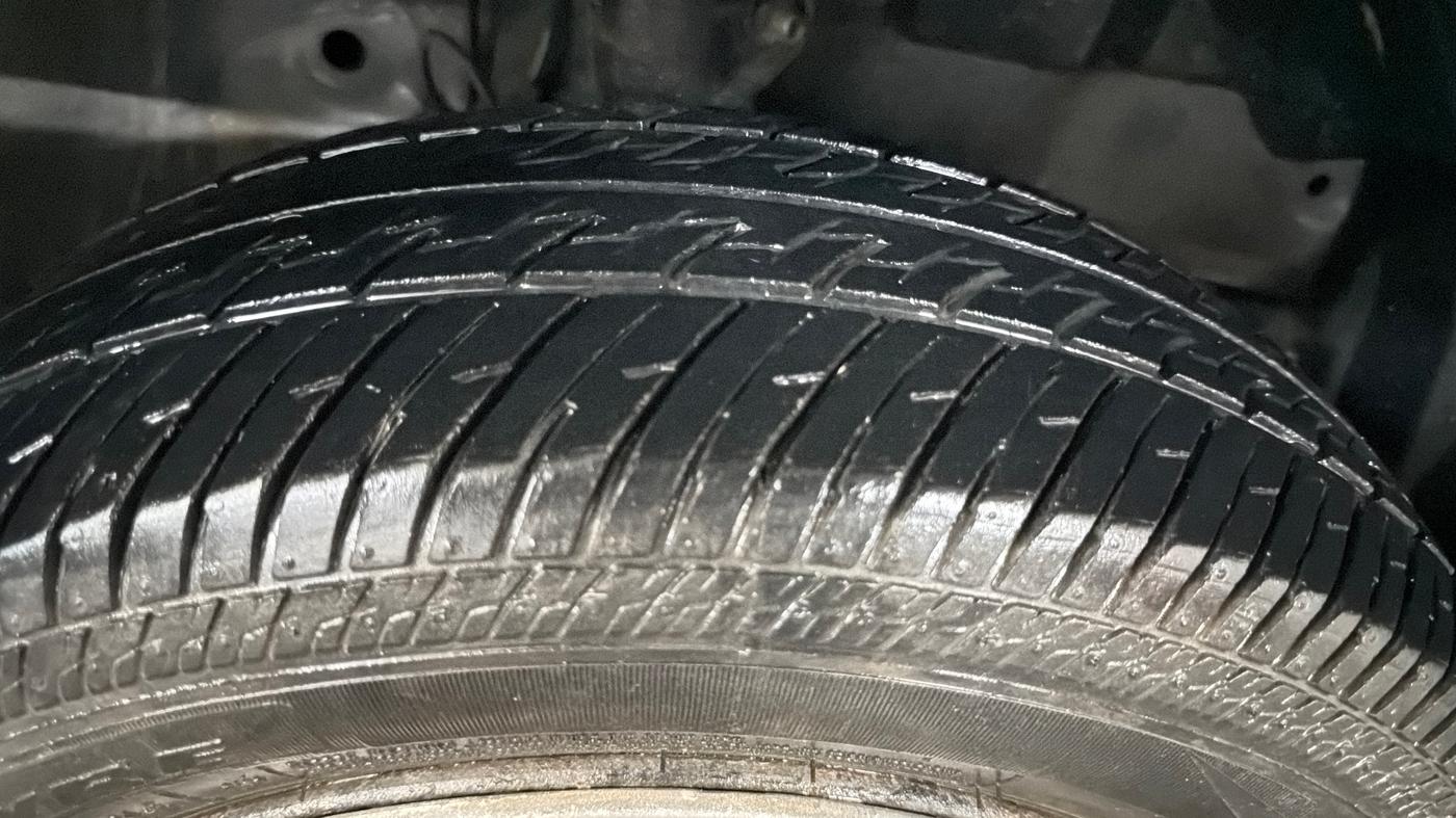 2018 Honda Amaze 1.2L I-VTEC S, Petrol, Manual, 35,141 km, Right Front Tyre Tread