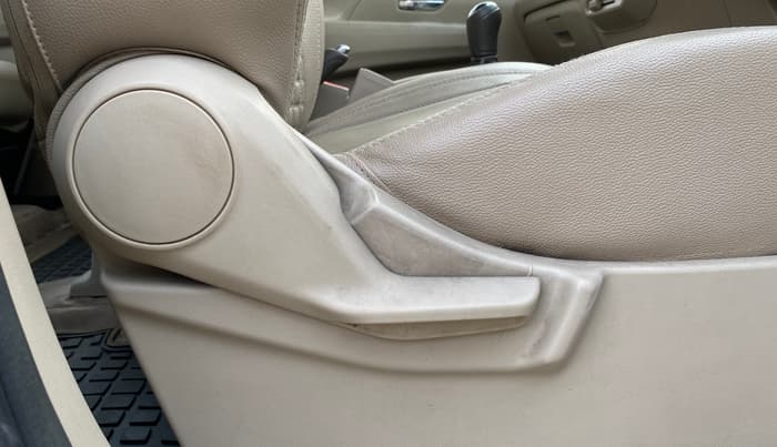 2020 Maruti Ertiga VXI CNG, CNG, Manual, 86,729 km, Driver Side Adjustment Panel