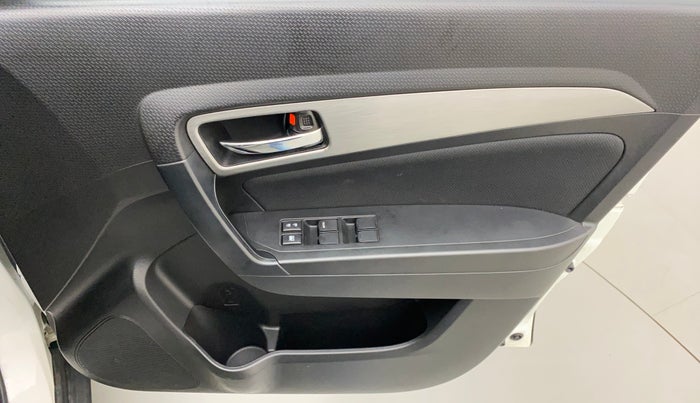 2018 Maruti Vitara Brezza ZDI, Diesel, Manual, 26,500 km, Driver Side Door Panels Control