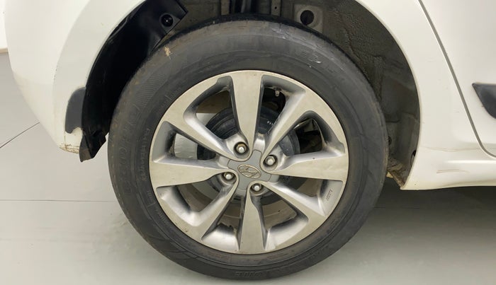 2018 Hyundai Elite i20 MAGNA EXECUTIVE 1.2, Petrol, Manual, 24,248 km, Right Rear Wheel
