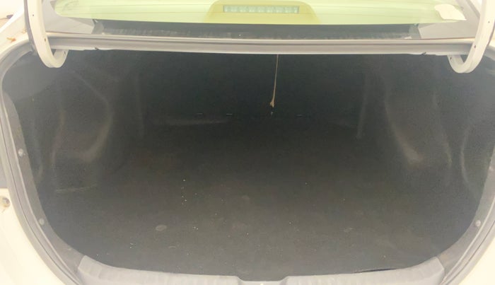 2018 Toyota YARIS VX CVT, Petrol, Automatic, 37,065 km, Boot Inside