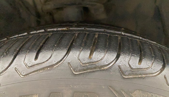 2018 Toyota YARIS VX CVT, Petrol, Automatic, 37,065 km, Right Front Tyre Tread