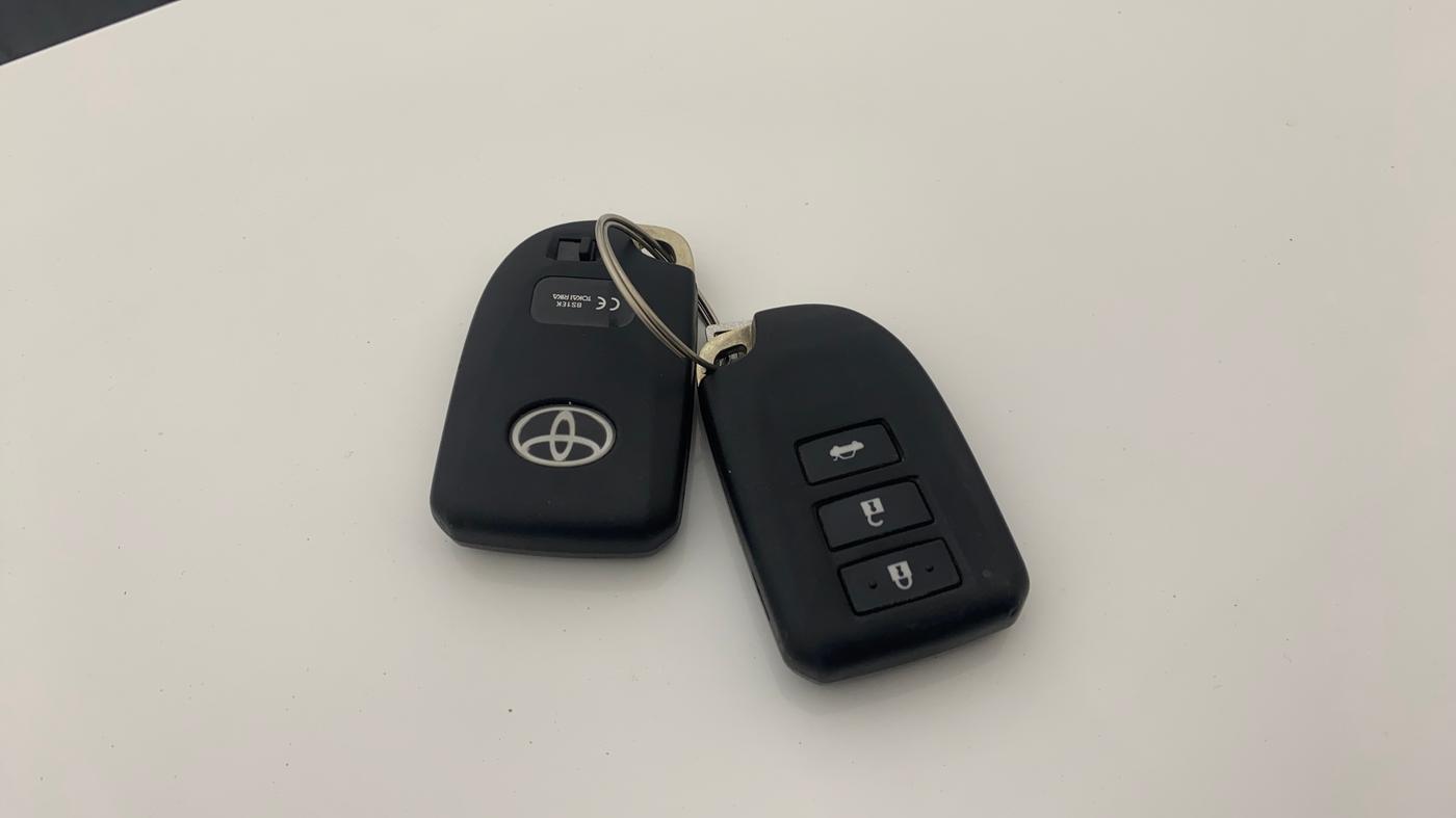 2018 Toyota YARIS VX CVT, Petrol, Automatic, 37,065 km, Key Close Up