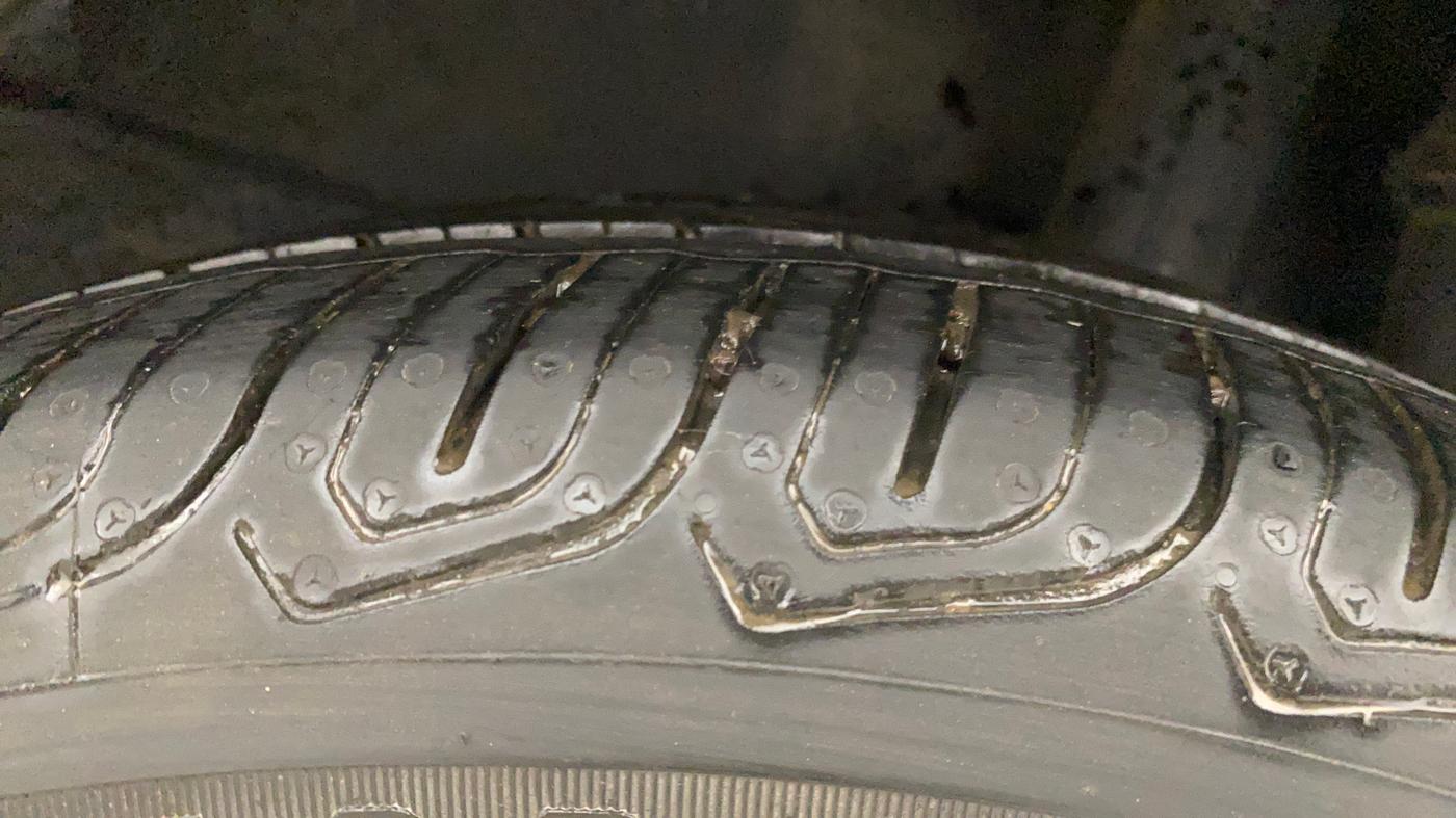 2018 Toyota YARIS VX CVT, Petrol, Automatic, 37,065 km, Left Rear Tyre Tread