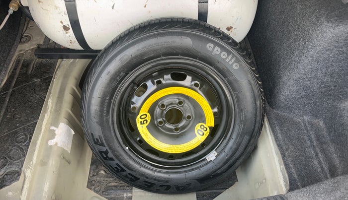 2013 Skoda Rapid ELEGANCE 1.6 MPI AT, CNG, Automatic, 82,117 km, Spare Tyre