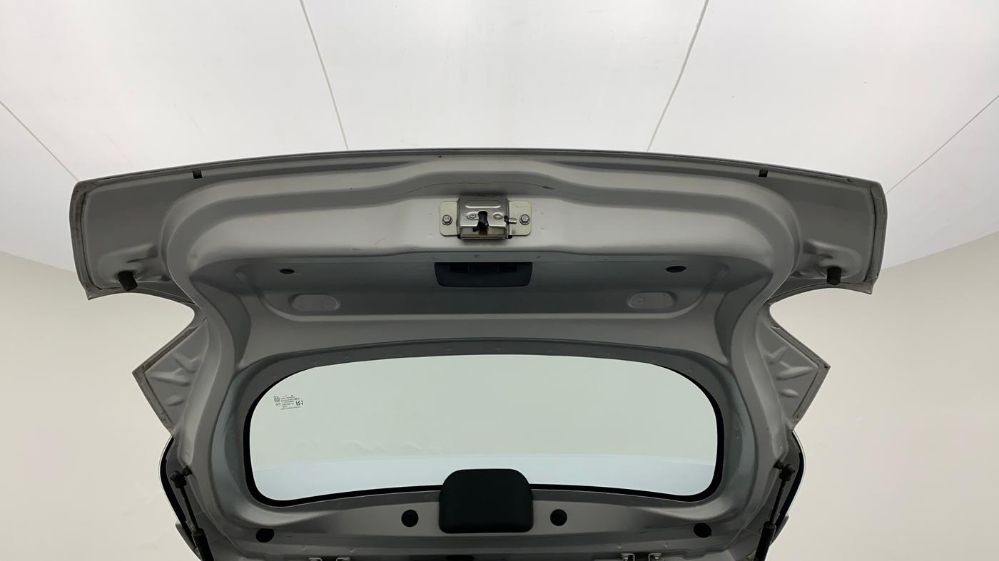 2018 Renault Kwid RXT, Petrol, Manual, 19,420 km, Boot Door Open