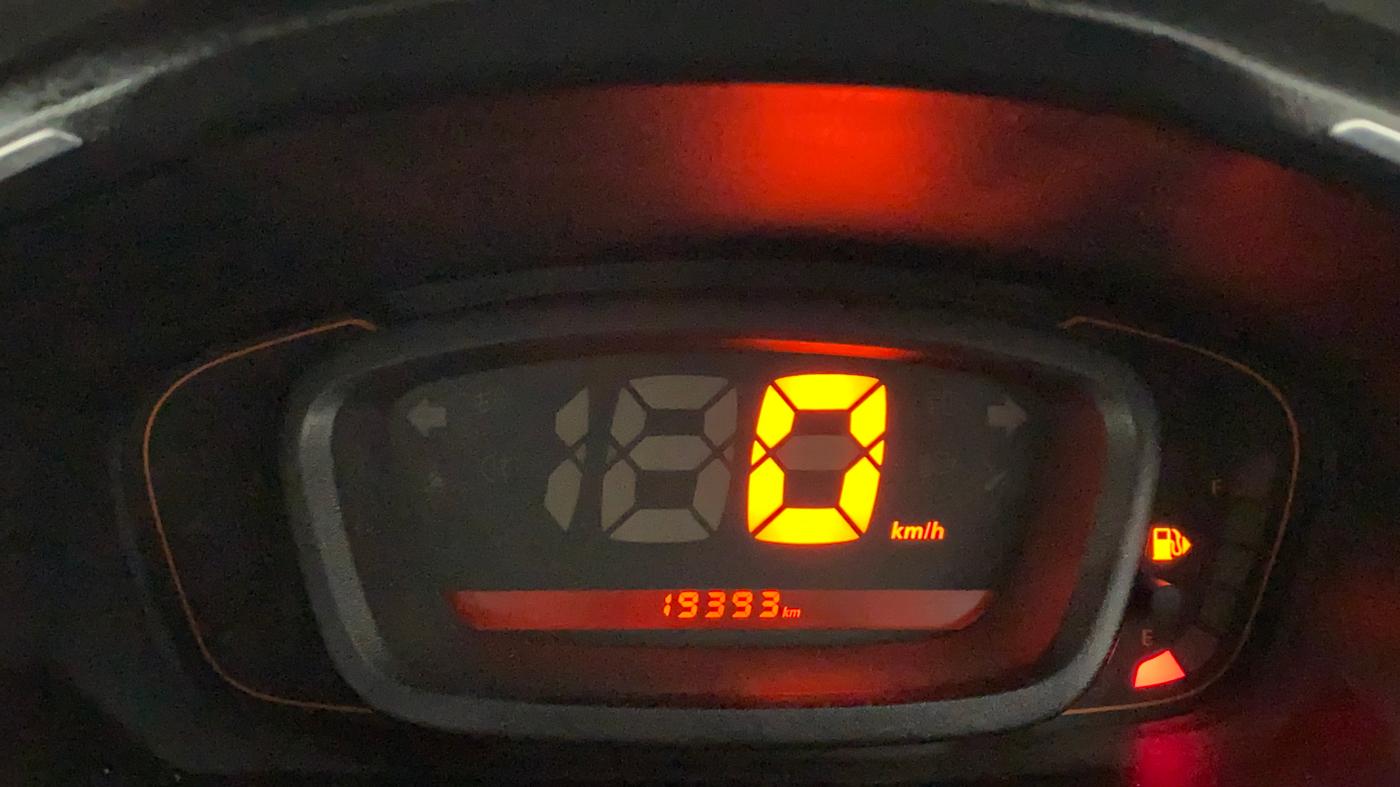 2018 Renault Kwid RXT, Petrol, Manual, 19,420 km, Odometer Image