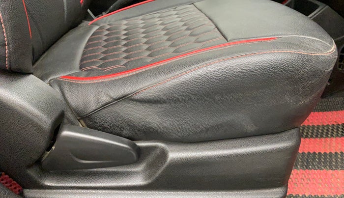 2018 Renault Kwid RXT, Petrol, Manual, 19,420 km, Driver Side Adjustment Panel