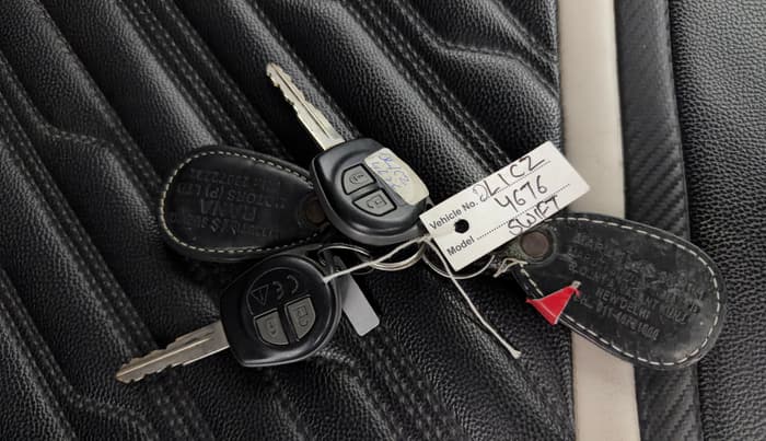 2018 Maruti Swift VXI, Petrol, Manual, 20,439 km, Key Close Up