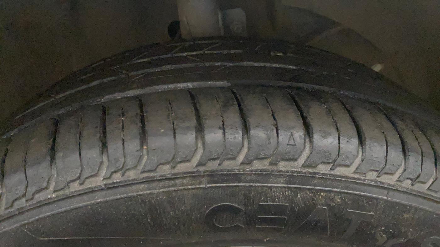 2018 Maruti Baleno ALPHA PETROL 1.2, Petrol, Manual, 77,310 km, Right Front Tyre Tread