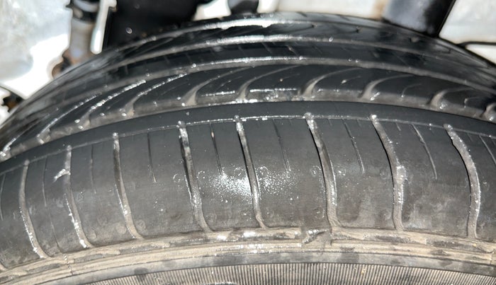 2022 Hyundai VENUE S 1.2, Petrol, Manual, 17,574 km, Left Rear Tyre Tread