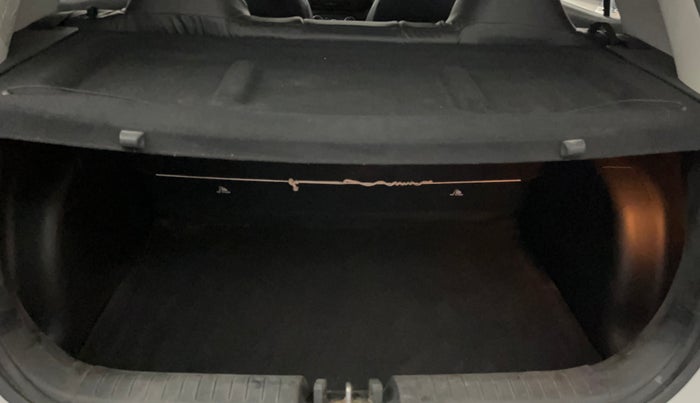 2022 Hyundai VENUE S 1.2, Petrol, Manual, 17,574 km, Boot Inside