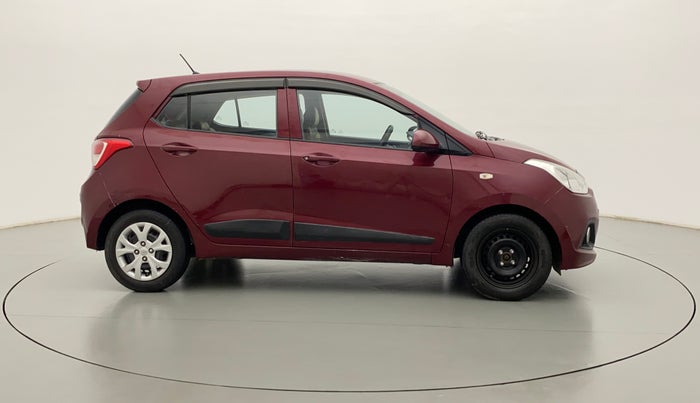 2014 Hyundai Grand i10 MAGNA 1.2 VTVT, CNG, Manual, 1,00,217 km, Right Side View
