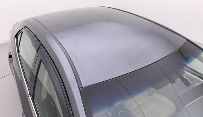 2016 Toyota Corolla Altis VL AT, Petrol, Automatic, 1,37,038 km, Roof