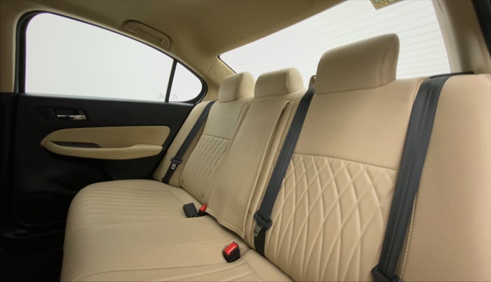 2021 Honda City 1.5L I-VTEC VX, Petrol, Manual, 14,167 km, Right Side Rear Door Cabin