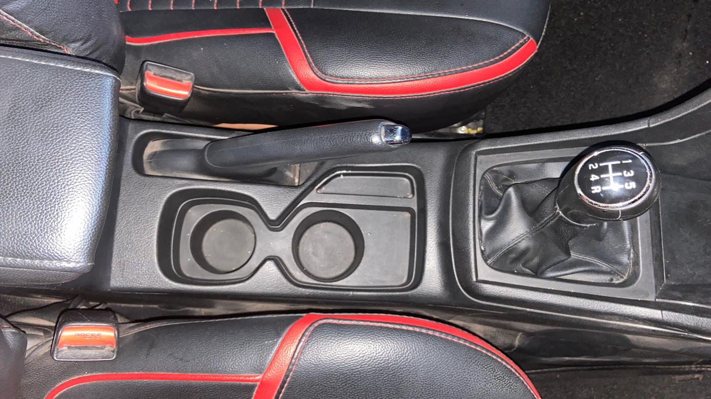 2018 Maruti Vitara Brezza ZDI PLUS, Diesel, Manual, 1,45,473 km, Gear Lever