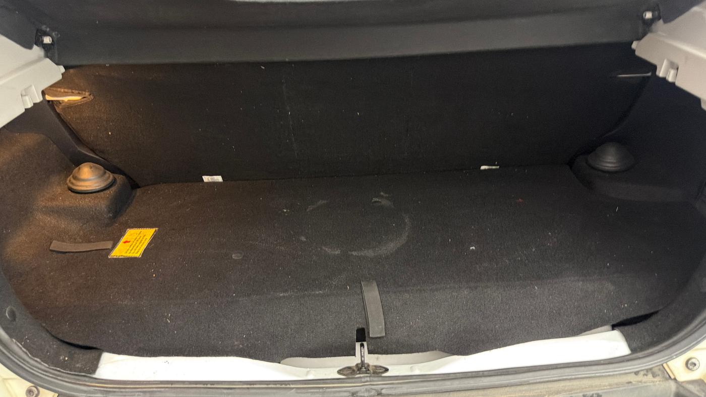 2023 Tata PUNCH ACCOMPLISHED DAZZLE SUNROOF CNG MT, CNG, Manual, 81,360 km, Boot Inside