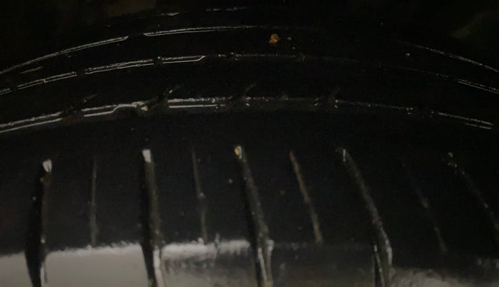 2021 KIA SELTOS HTX 1.5 PETROL, Petrol, Manual, 26,323 km, Right Front Tyre Tread