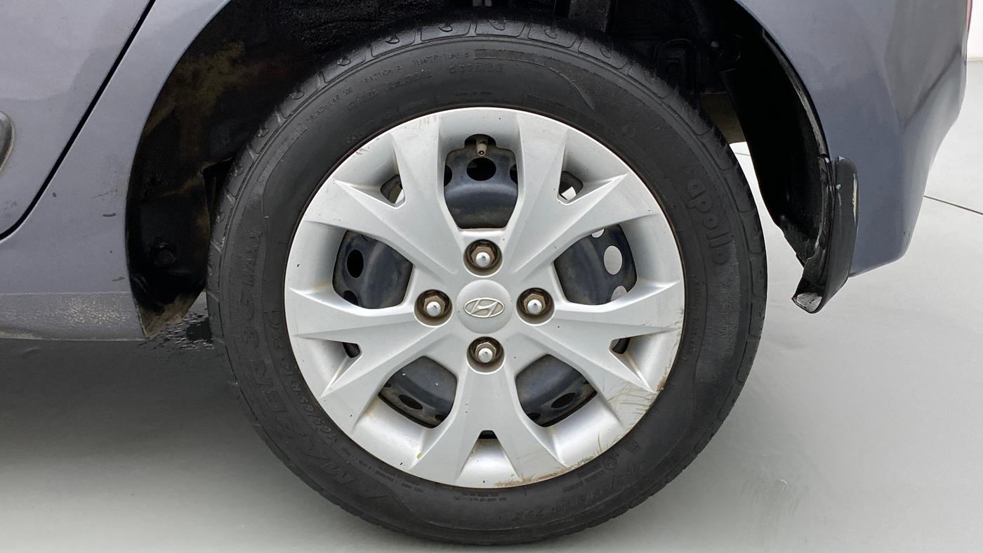 2015 Hyundai Grand i10 SPORTZ 1.2 KAPPA VTVT, Petrol, Manual, 26,350 km, Left Rear Wheel