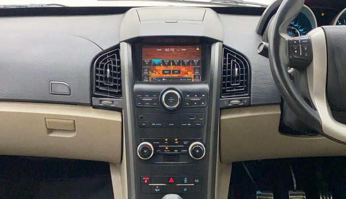 2016 Mahindra XUV500 W10, Diesel, Manual, 74,471 km, Air Conditioner