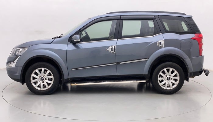 2016 Mahindra XUV500 W10, Diesel, Manual, 74,471 km, Left Side