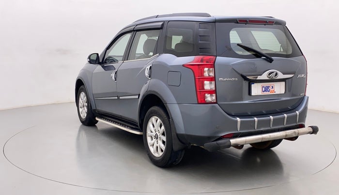 2016 Mahindra XUV500 W10, Diesel, Manual, 74,471 km, Left Back Diagonal