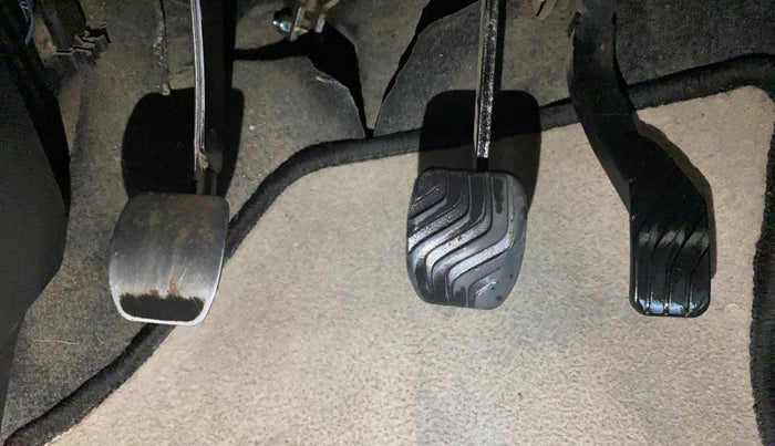 2019 Renault Kwid RXL, Petrol, Manual, 64,436 km, Pedals