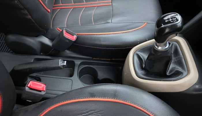 2018 Hyundai Grand i10 ASTA U2 1.2 CRDI, Diesel, Manual, 98,742 km, Gear Lever