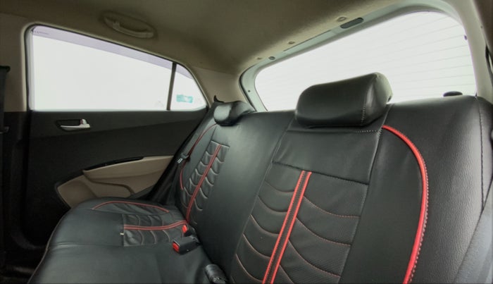 2018 Hyundai Grand i10 ASTA U2 1.2 CRDI, Diesel, Manual, 98,742 km, Right Side Rear Door Cabin
